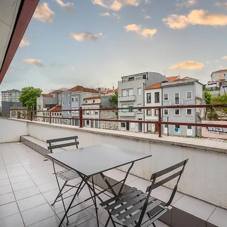 Guestready - Invicta Porto Guest House Exterior photo